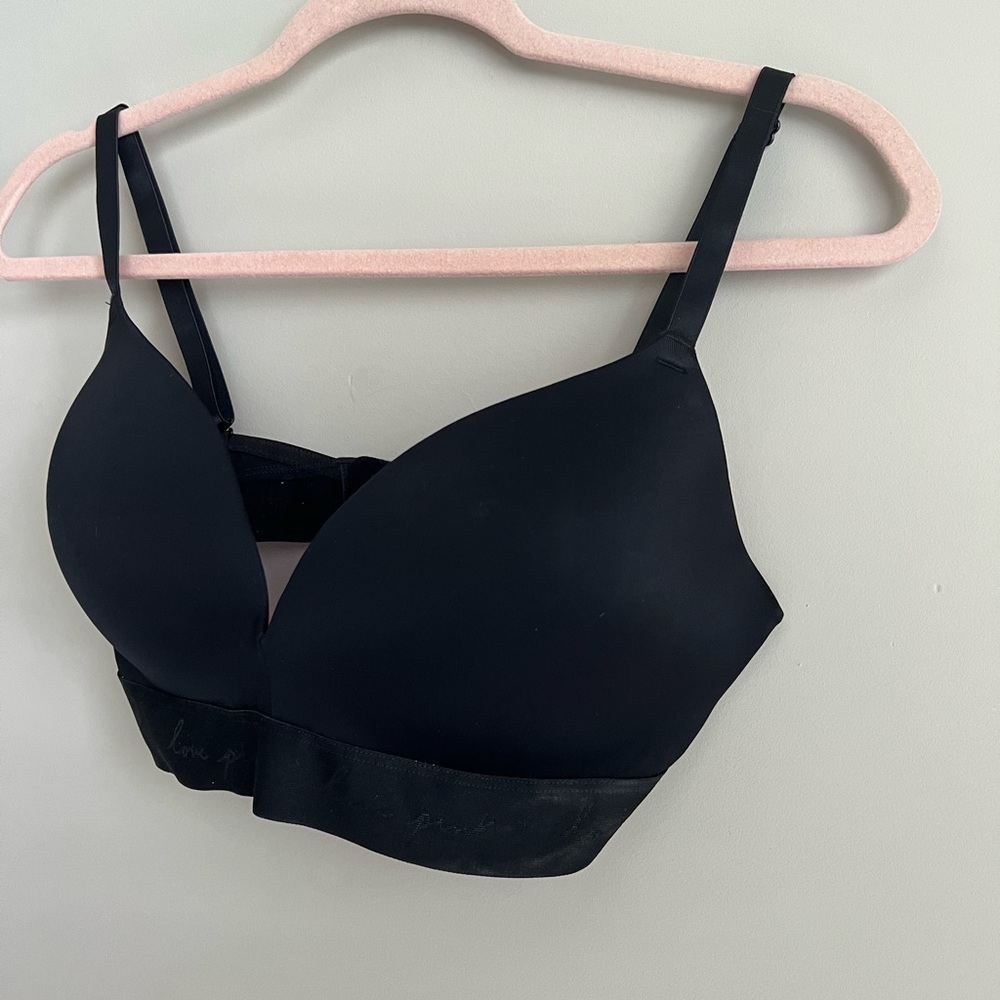 PINK Victoria’s Secret Wear Everywhere Wireless Bra In black 36D NWT